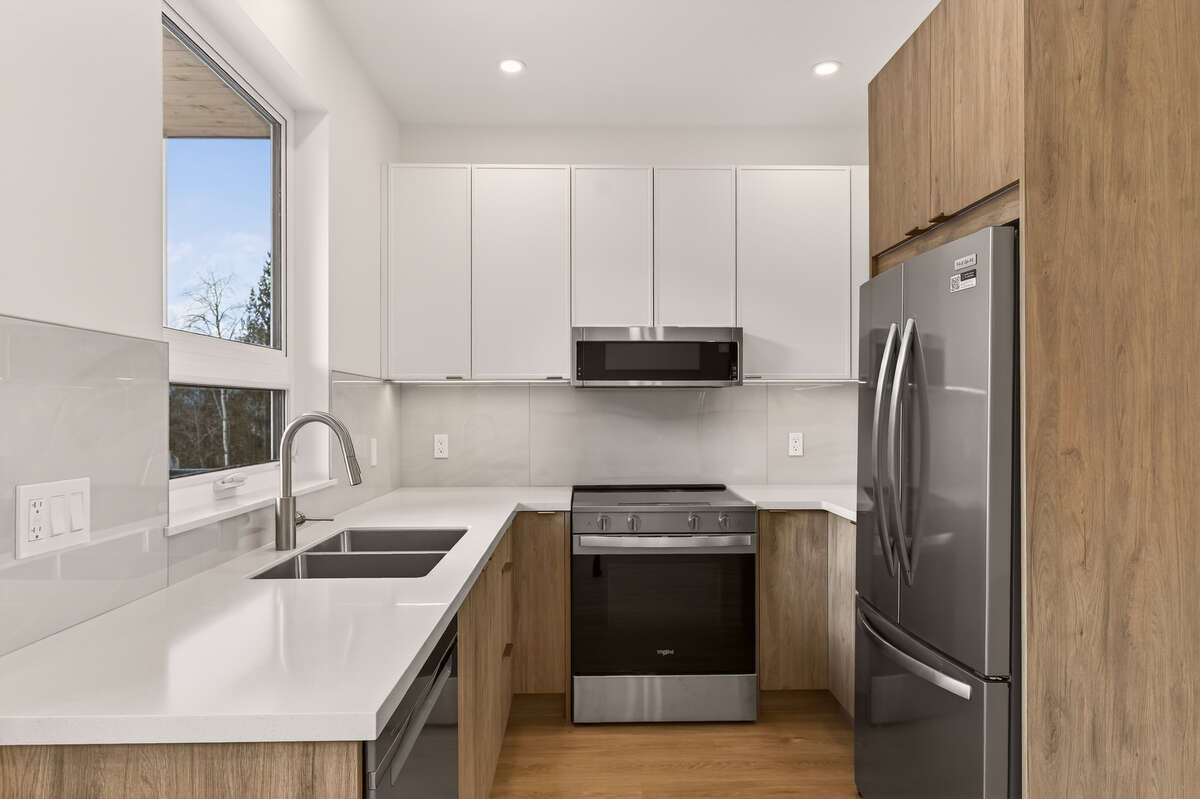 New 2 Bdrm Townhome