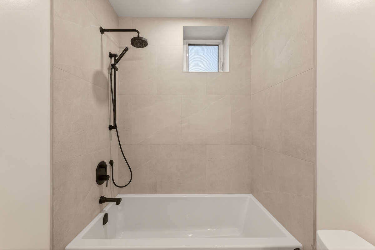 New 2 Bdrm Townhome