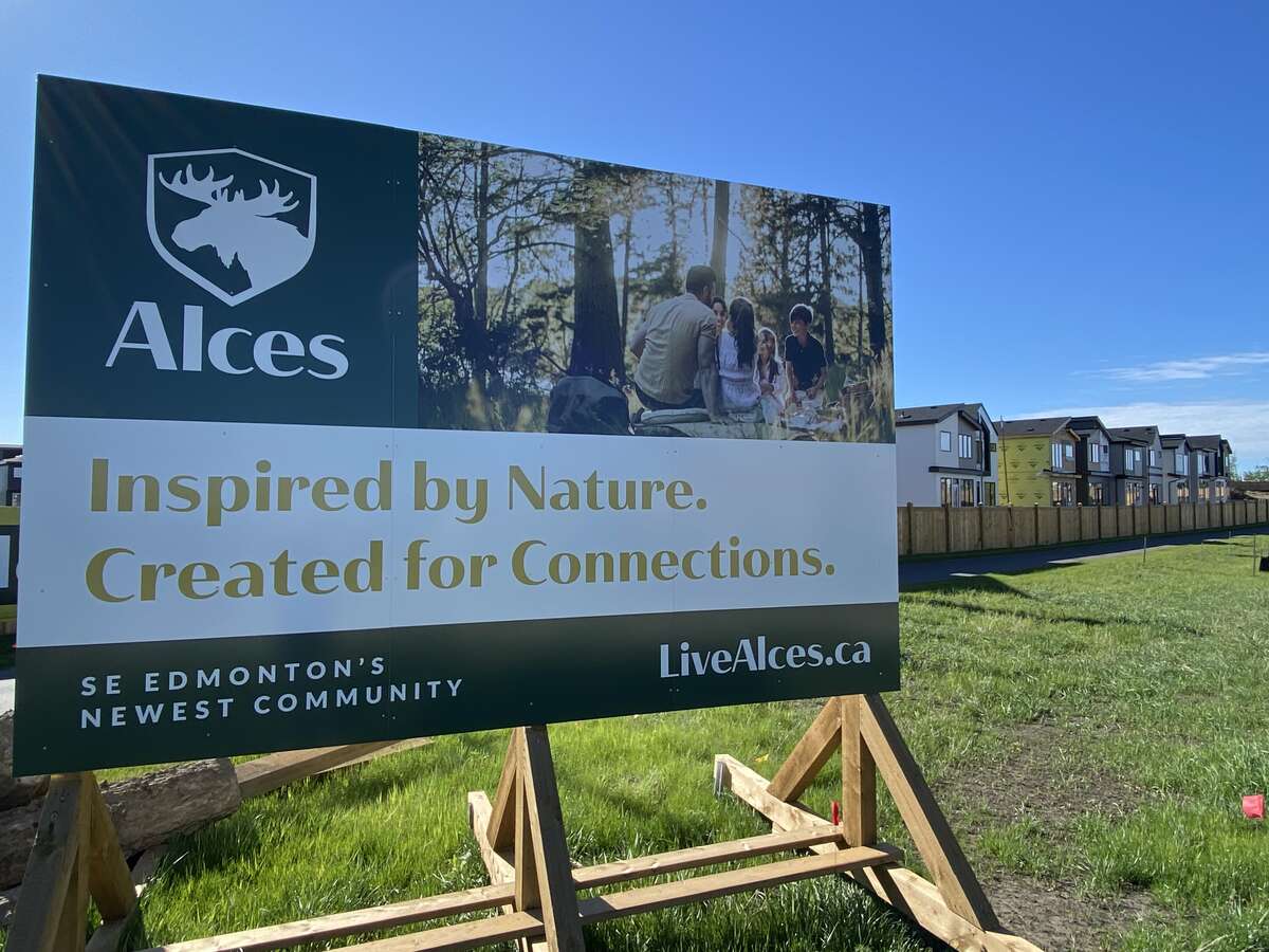 Alces neighbourhood structure plan