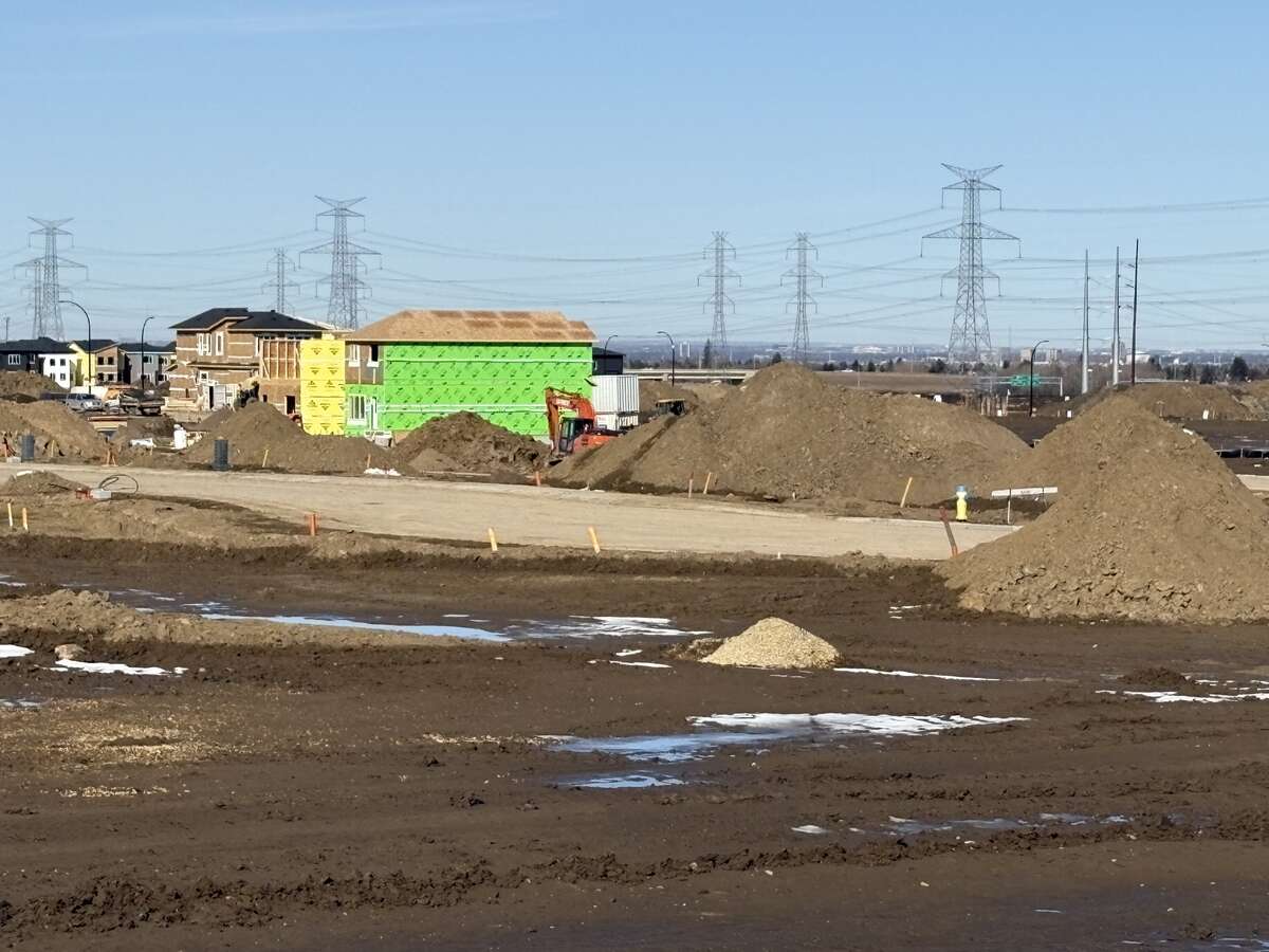Alces neighbourhood structure plan
