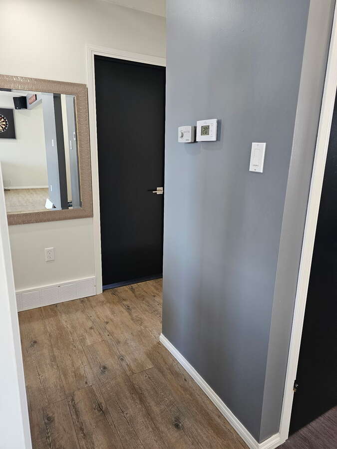 built in 7.1 Polk Surround System