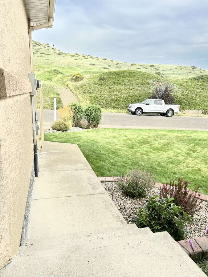 Side Entranceway of the Bldg. towards the deck/ golf course