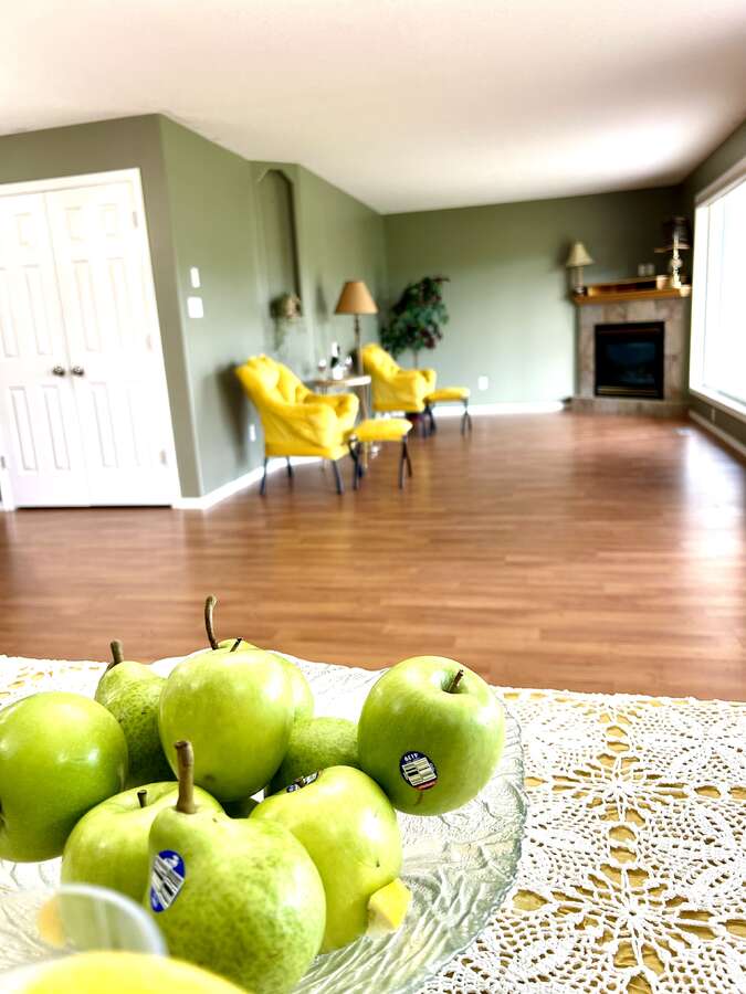 Your Peaceful " Low Noise " Backyard all year round