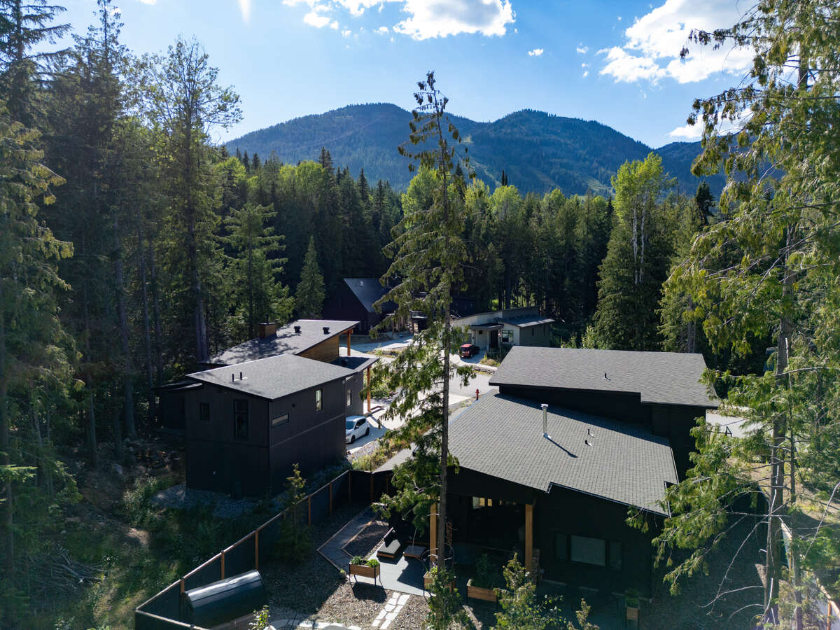 Modern mountain living at RED Mountain Resort.
