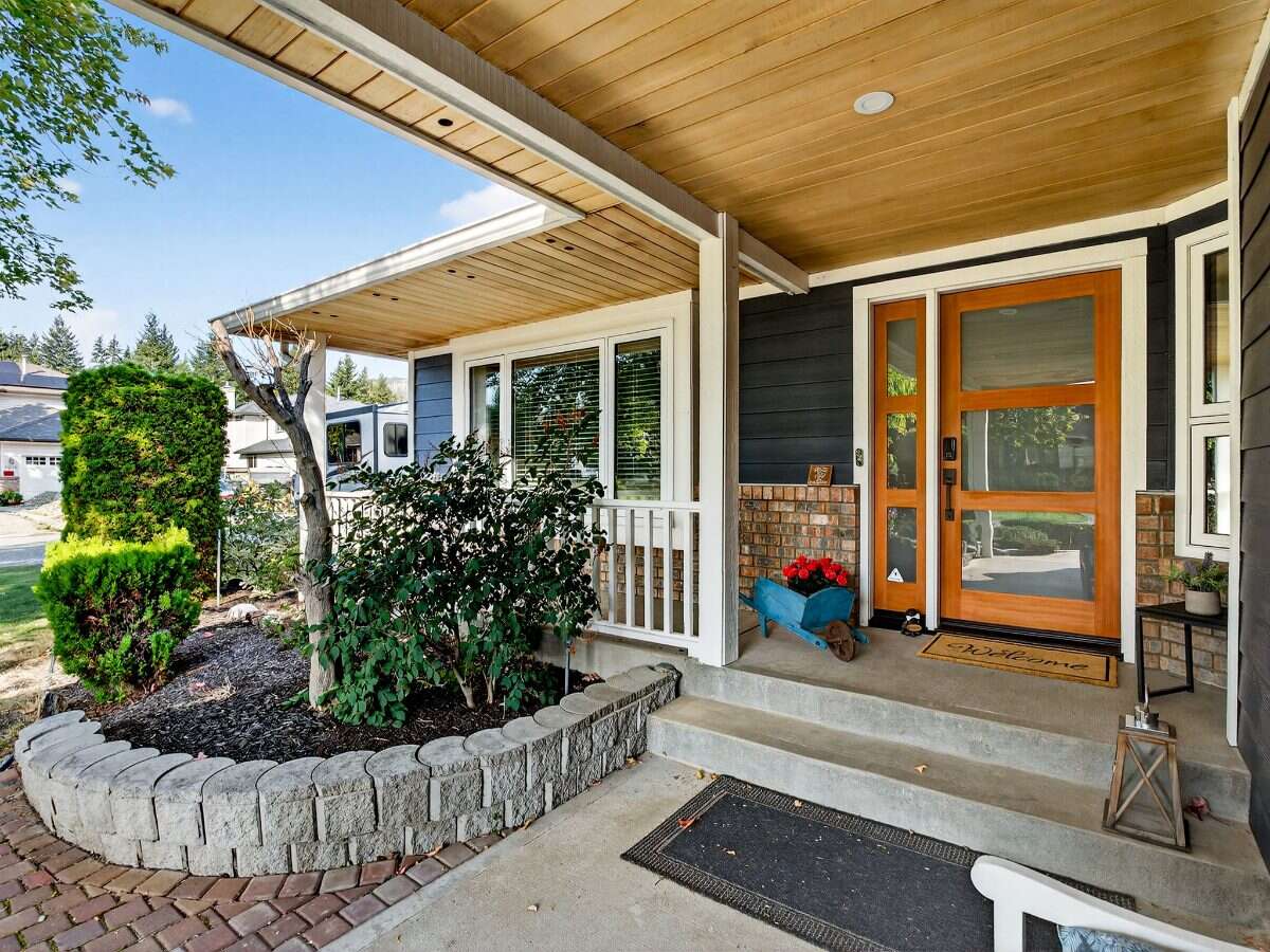 Fully Renovated Shannon Lake Family Home with Pool