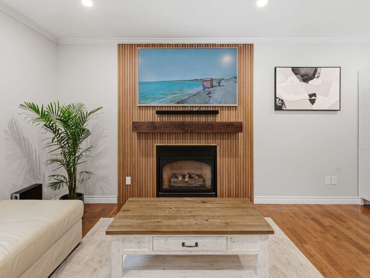 Fully Renovated Shannon Lake Family Home with Pool