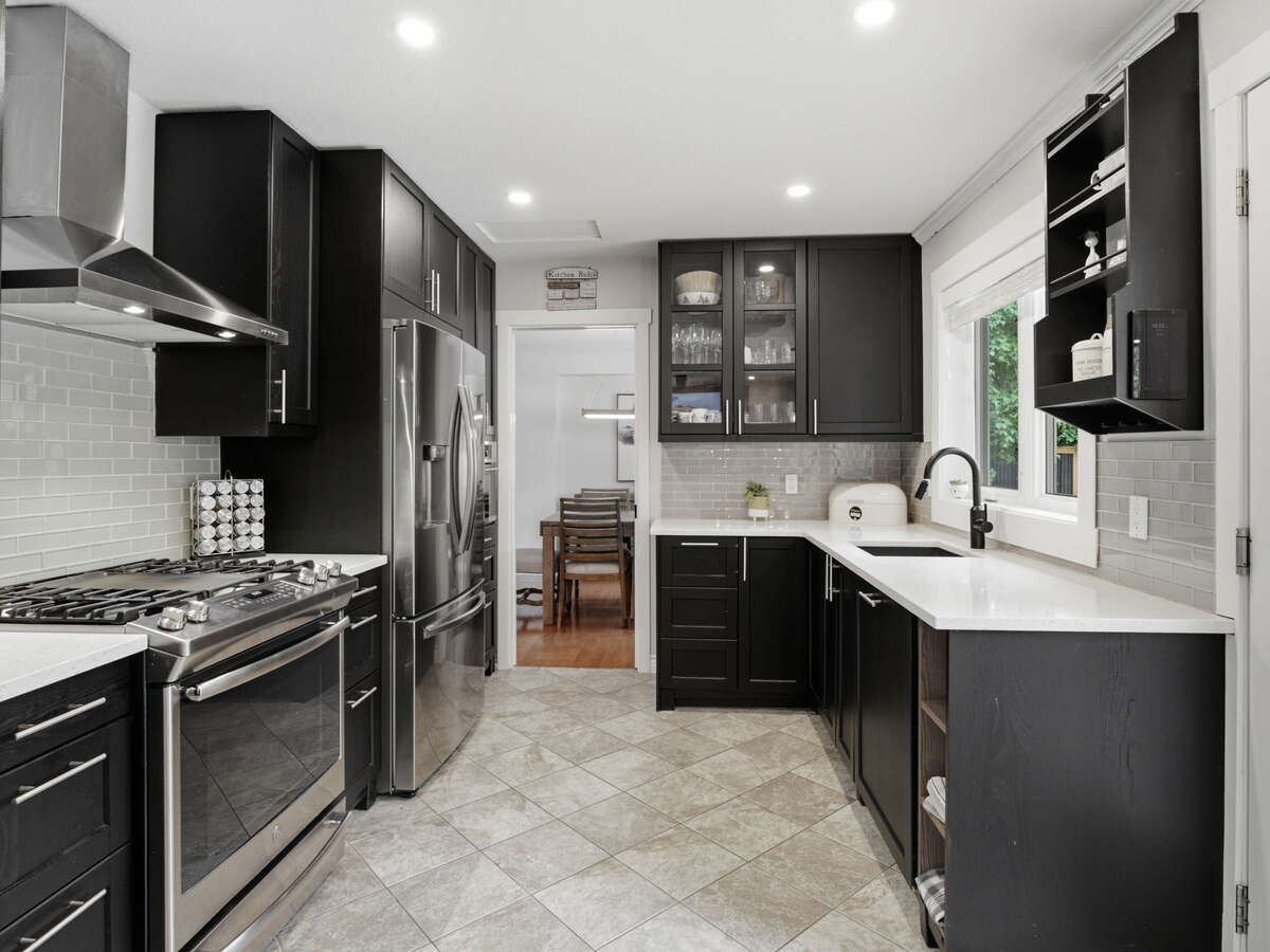 Fully Renovated Shannon Lake Family Home with Pool