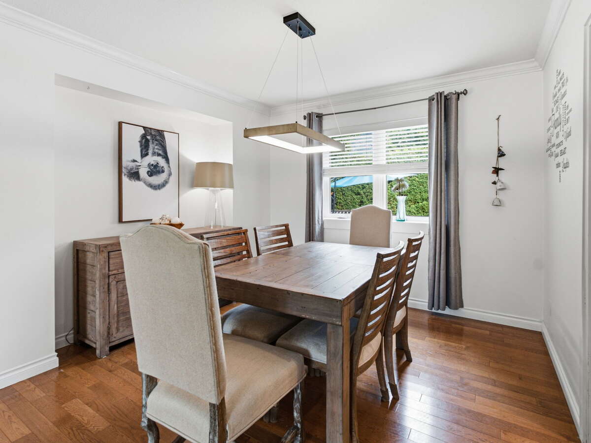 Fully Renovated Shannon Lake Family Home with Pool