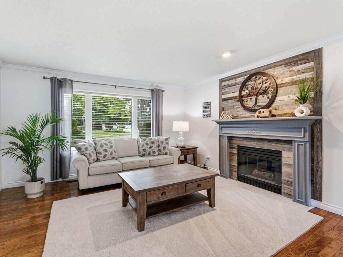 Fully Renovated Shannon Lake Family Home with Pool