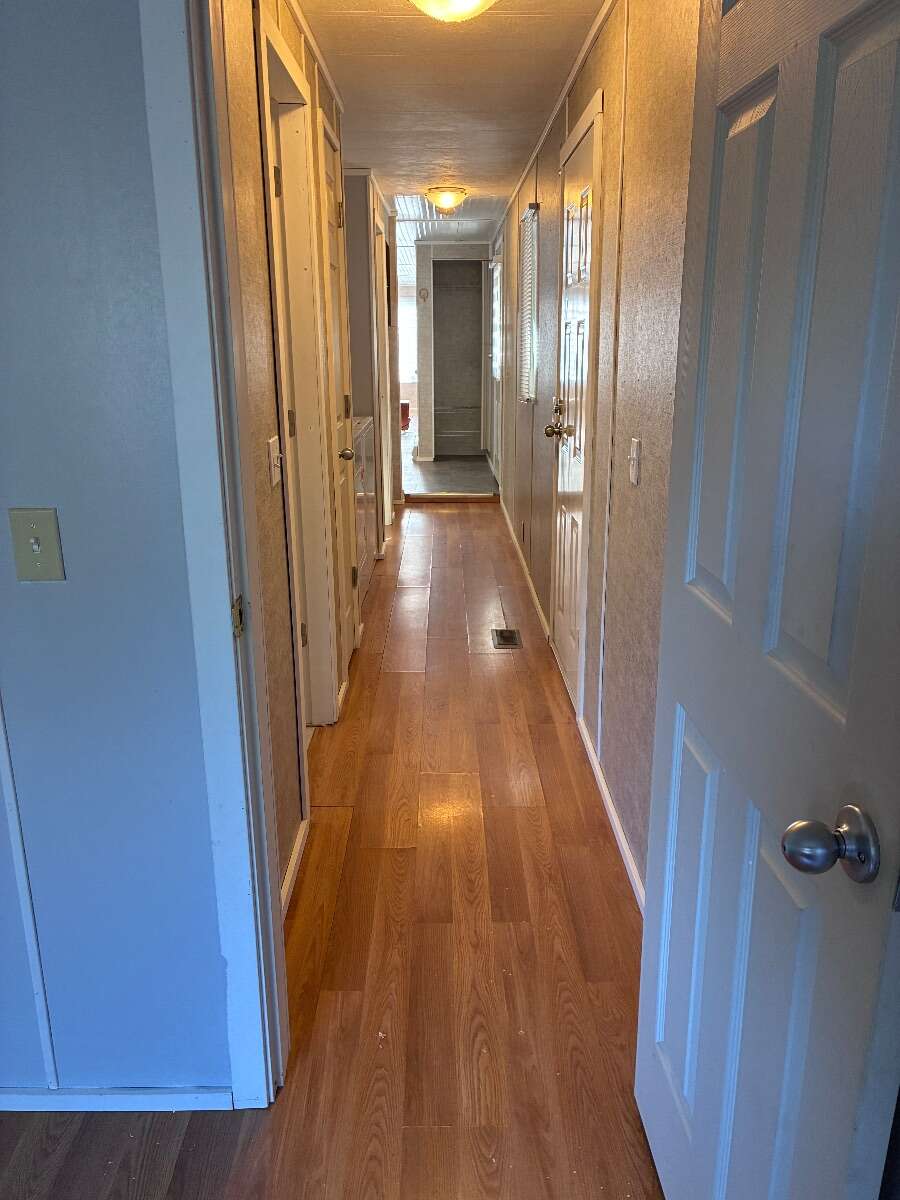 2 Bedroom-1 Bath- Hot Tub- Riverside