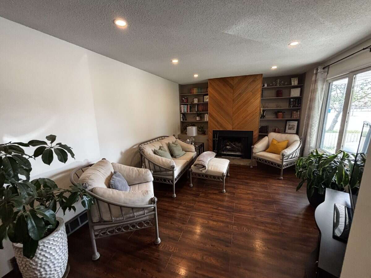 Established Bungalow in Regina, SK.