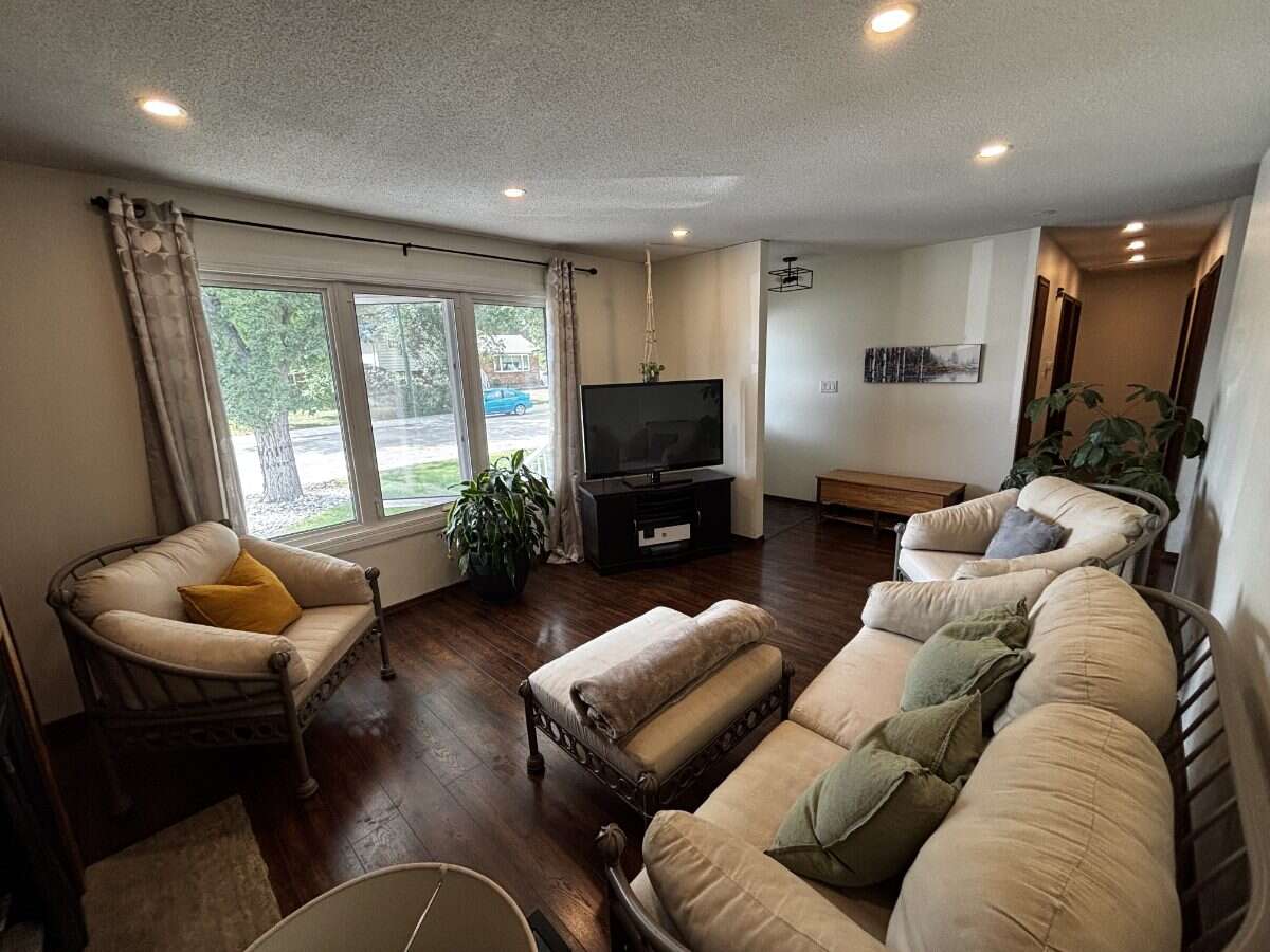 Established Bungalow in Regina, SK.