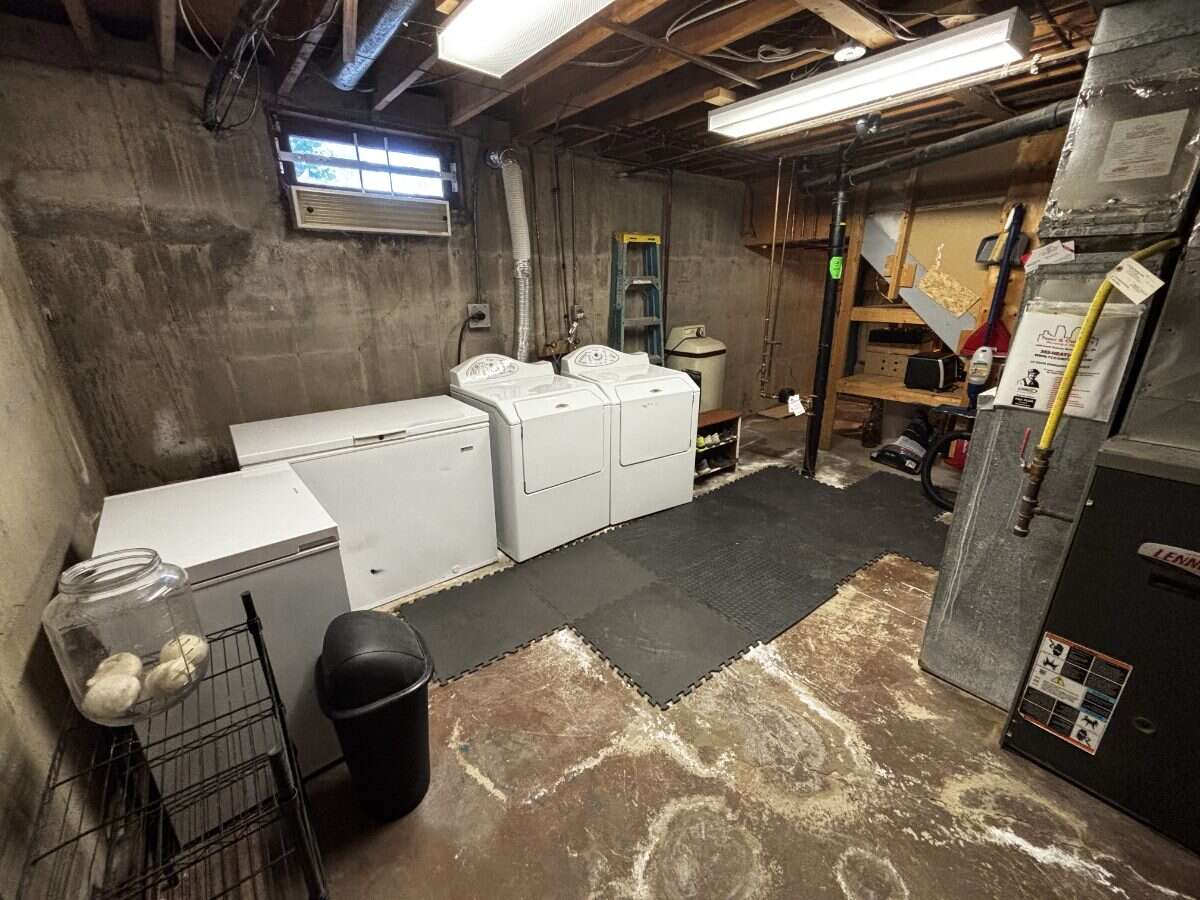 Established Bungalow in Regina, SK.