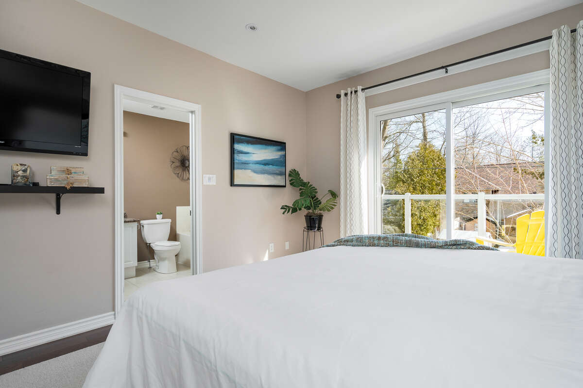Master Bedroom with Walk in Closet, Ensuite Bath