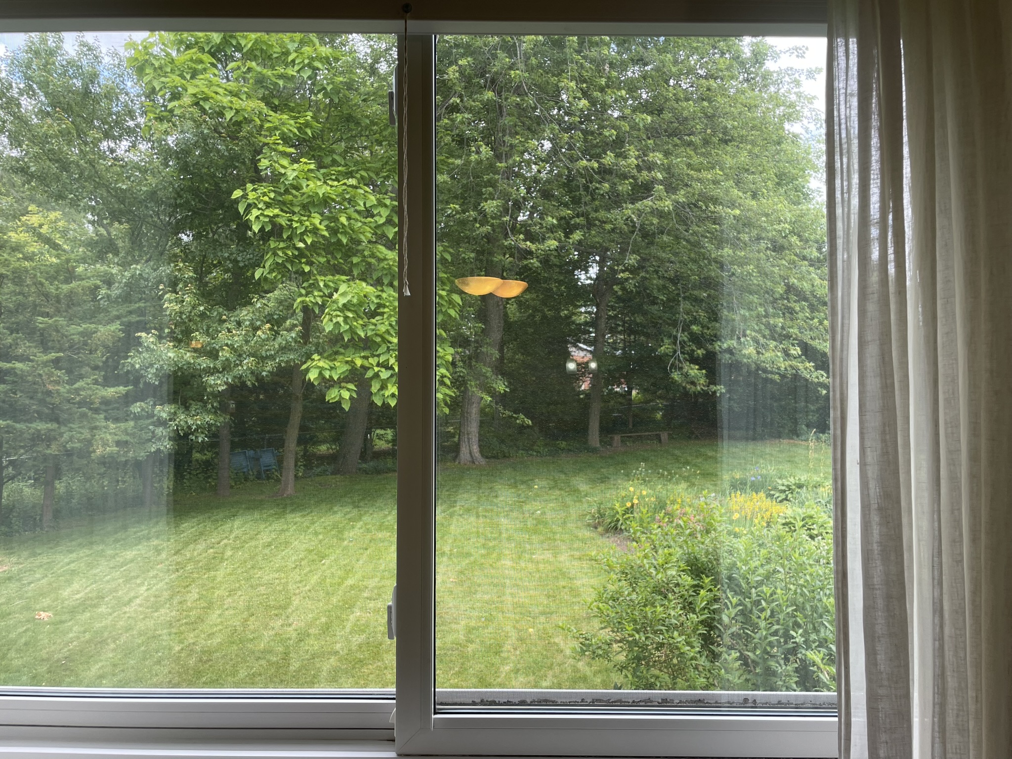 Executive bi-level home quiet Cul-de-Sac