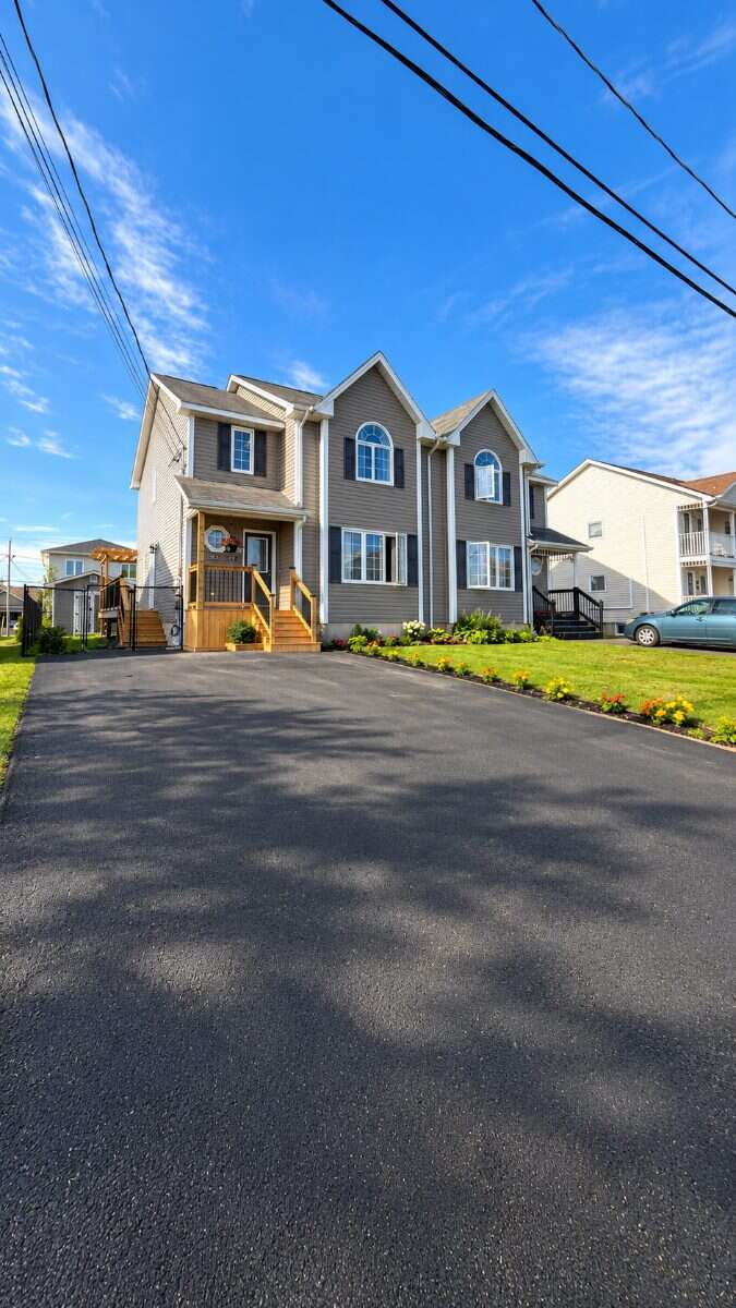 3+1 Bed Semi-Detached | Fin Basement / Riverview