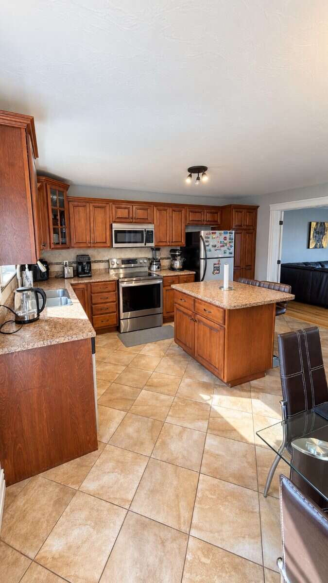 3+1 Bed Semi-Detached | Fin Basement / Riverview