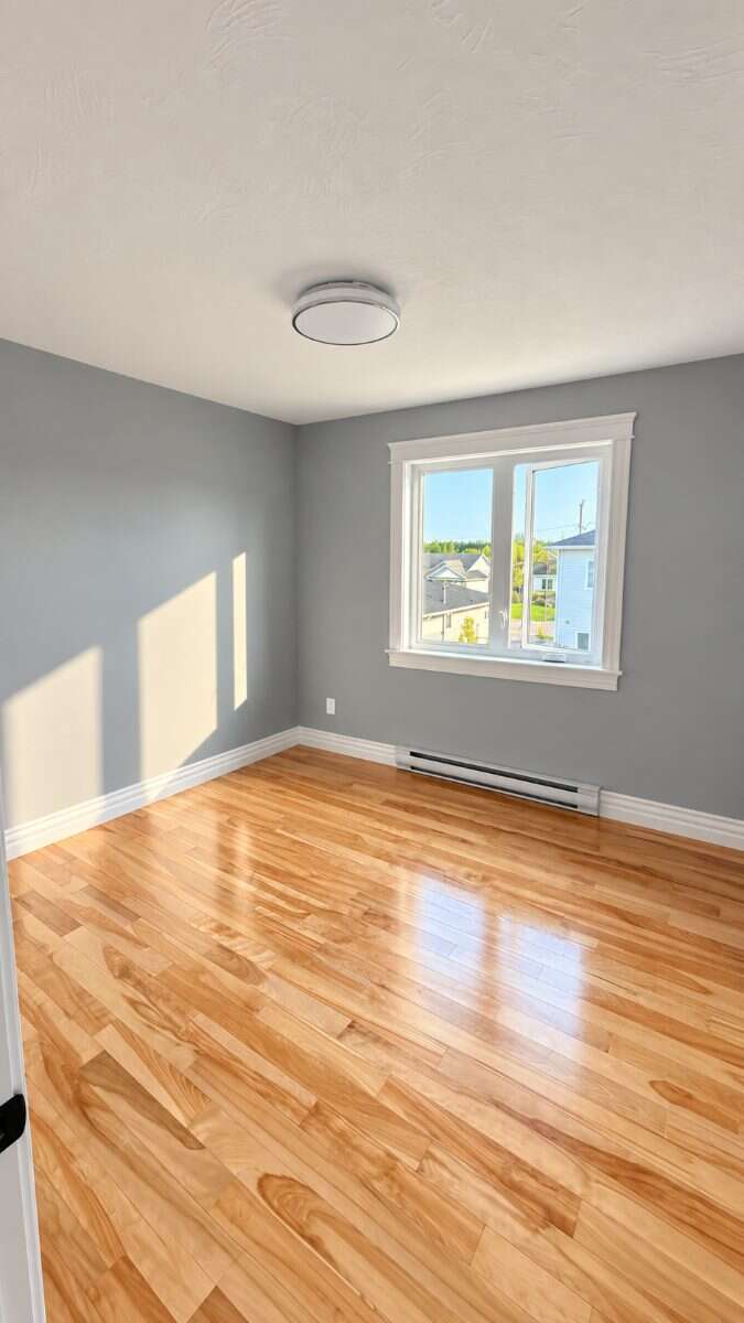 3+1 Bed Semi-Detached | Fin Basement / Riverview