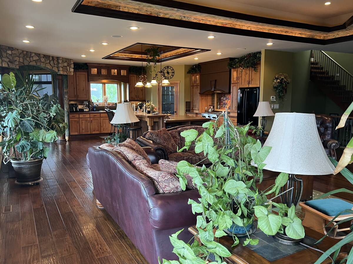 Homes For Sale Houses, Condos, Acreages For Sale By Owner