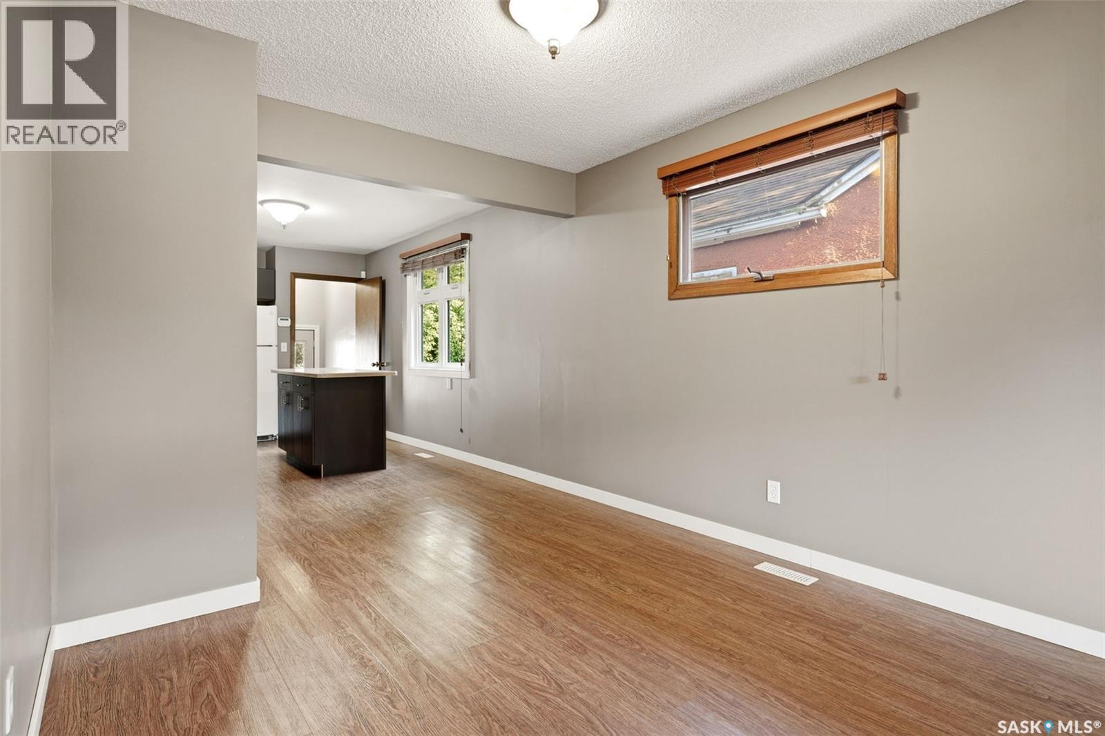 Wonderful Gem in Broder's Annex!
