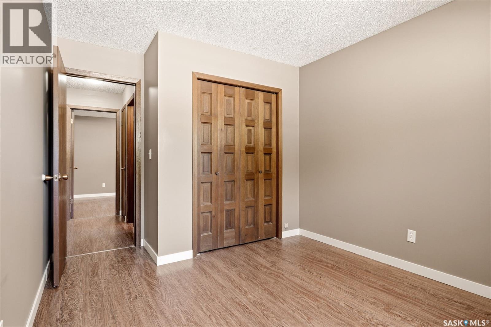 Wonderful Gem in Broder's Annex!
