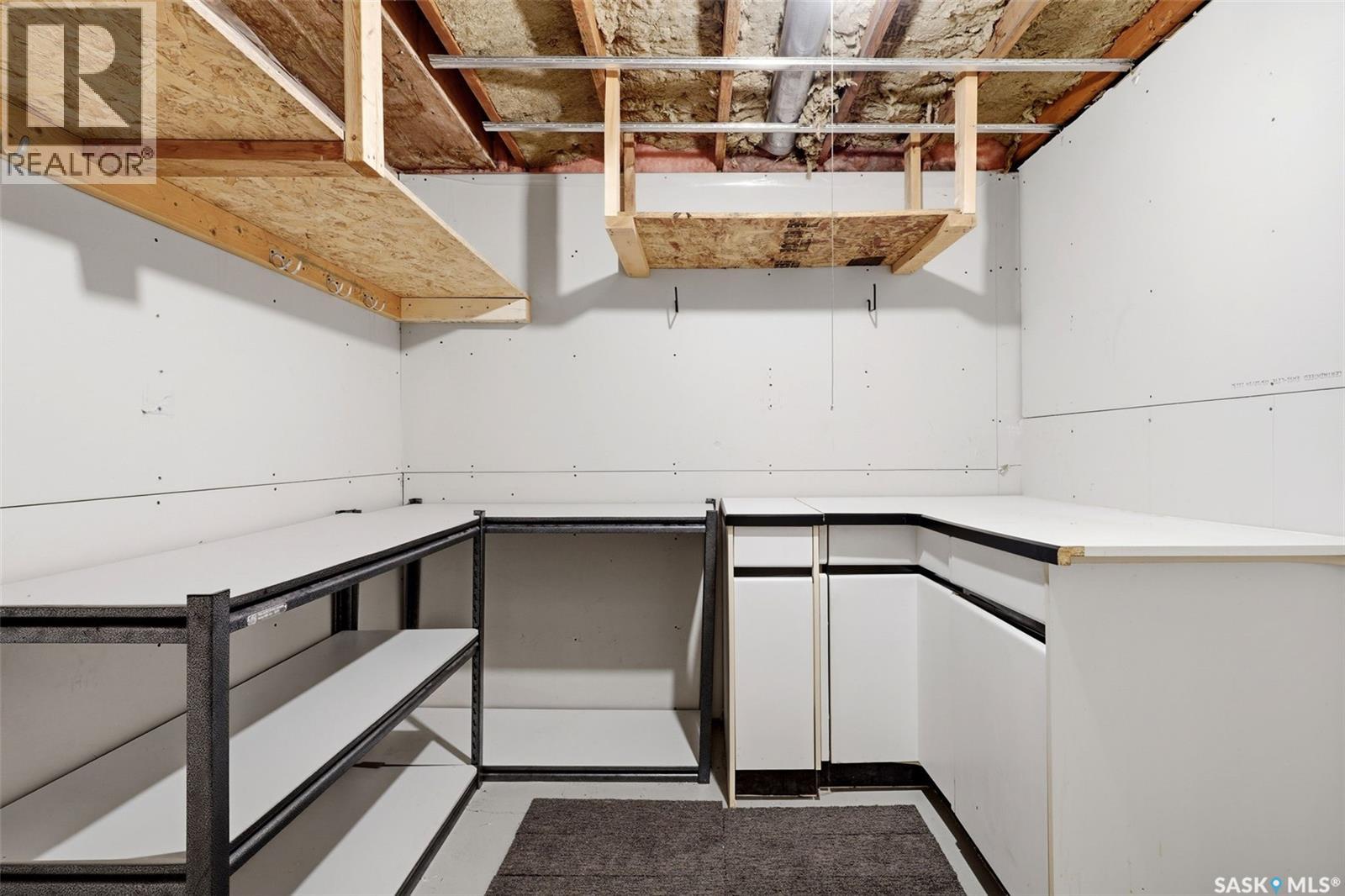 Wonderful Gem in Broder's Annex!