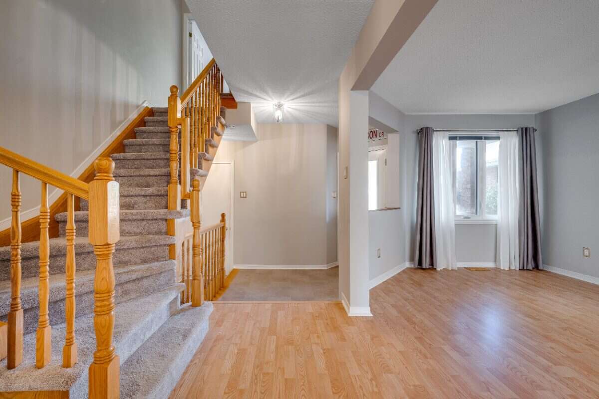 Welcome to 77 McGibbon Drive! 
