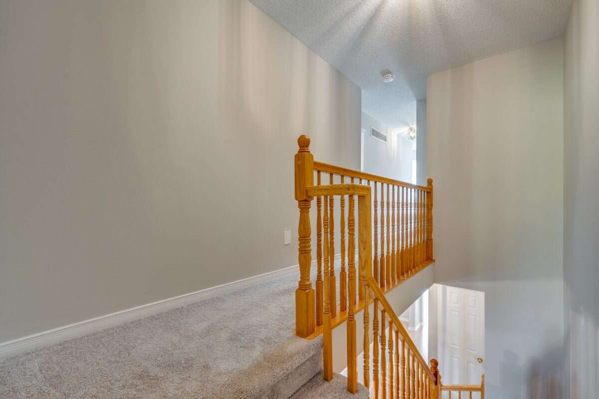 Welcome to 77 McGibbon Drive! 