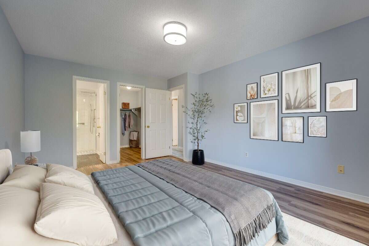 Welcome to 77 McGibbon Drive! 