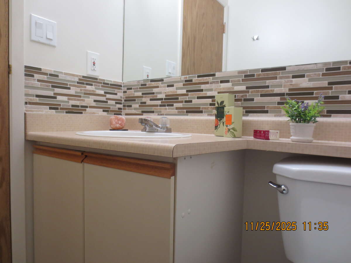 Secondary bathroom