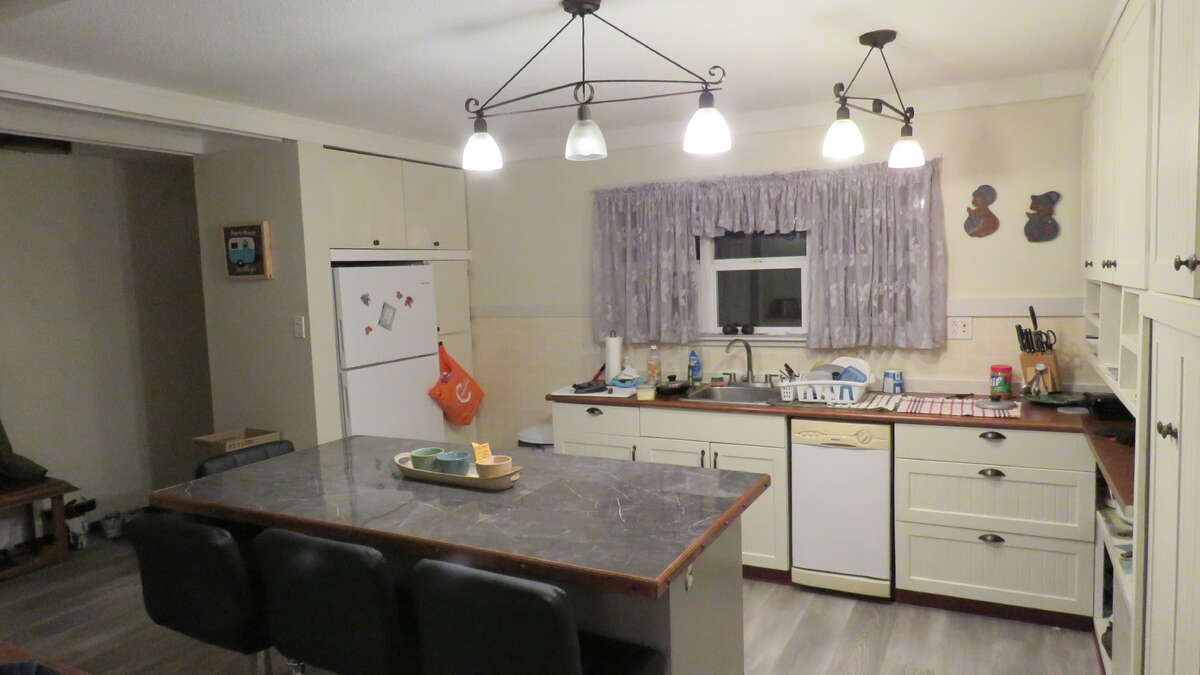 Facing Sink and Carport