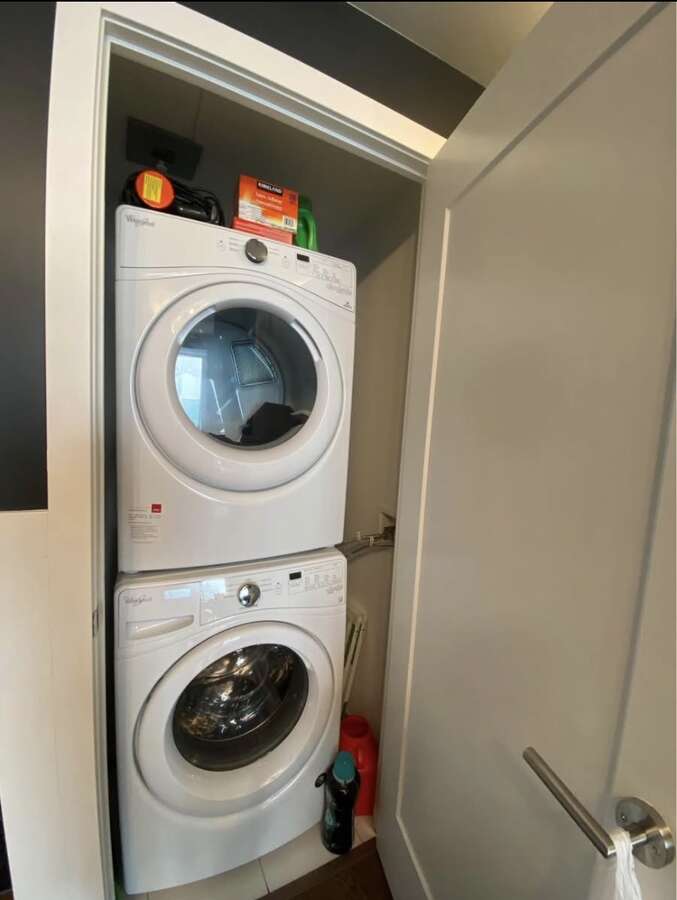 Fully Furnished Luxury Toronto Condo for Rent