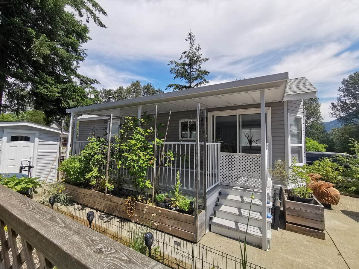 Mobile Home / Recreational Property For Sale in Harrison Mills, BC - 1 bed, 1 bath