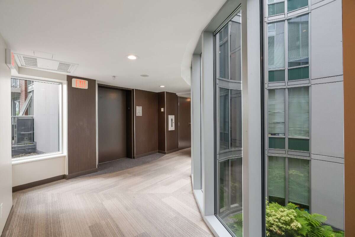 AIRBNB ONE BEDROOM APARTMENT IN DOWNTOWN WEST