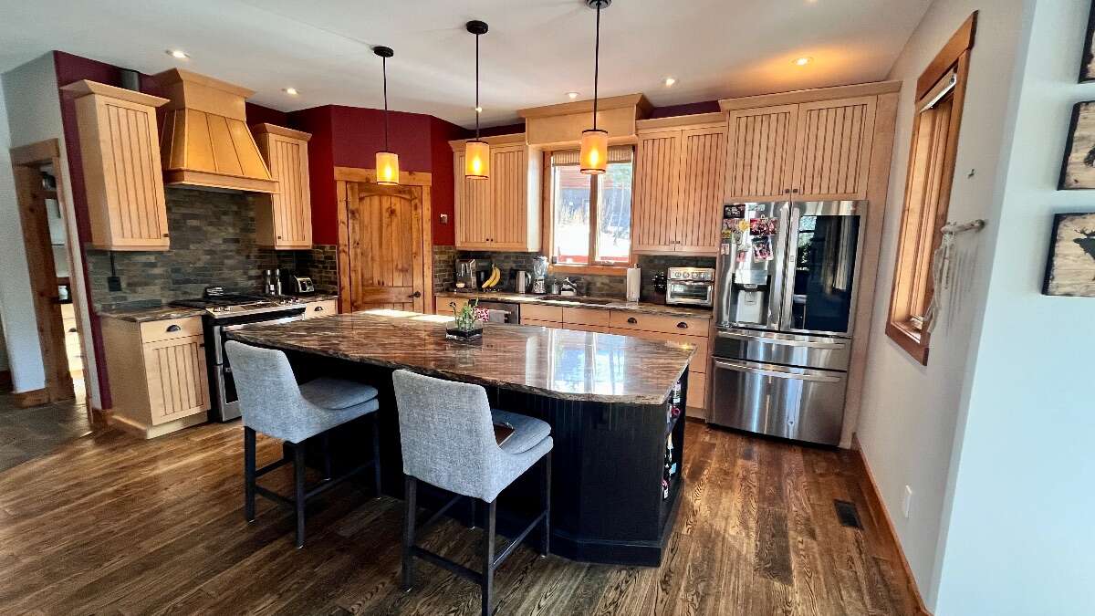 Mountain Luxury Wellness Living - 5 bdrm/4 bthrm