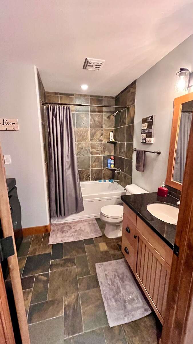 Mountain Luxury Wellness Living - 5 bdrm/4 bthrm