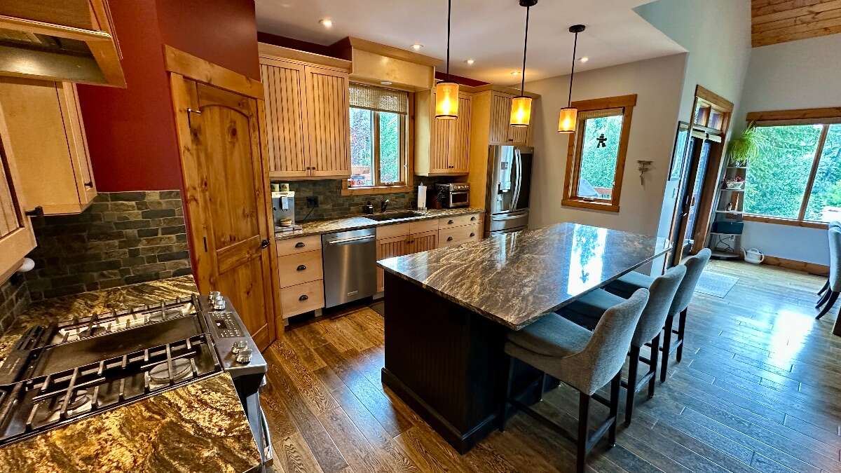 Mountain Luxury Wellness Living - 5 bdrm/4 bthrm