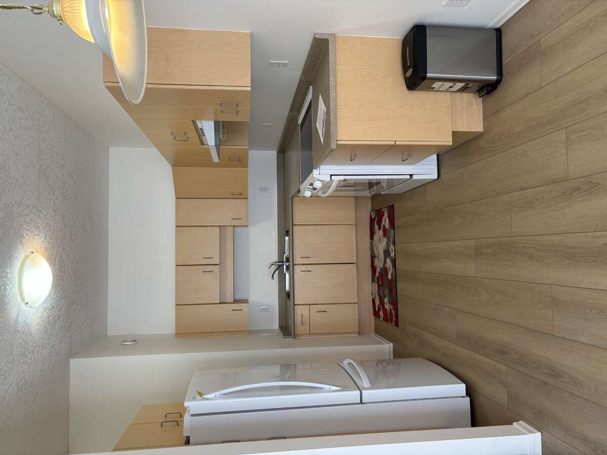 Large Kitchen