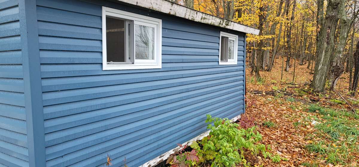 Bluff side view of Cottage