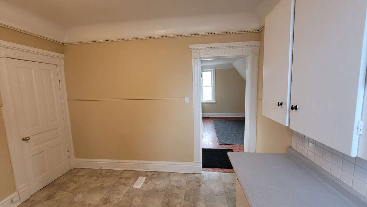 2nd floor kitchen