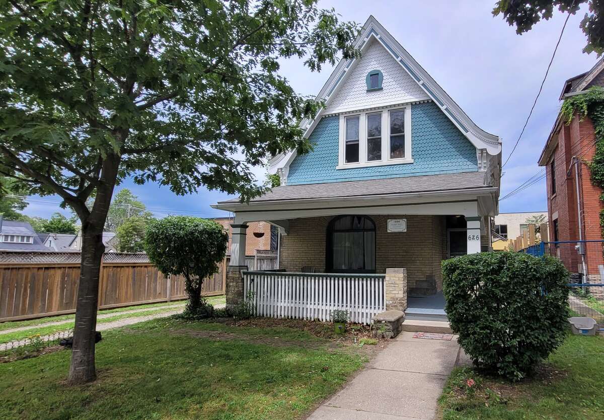 626 Lorne Ave