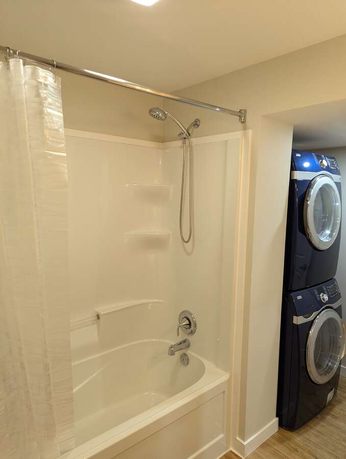 Suite Bathroom