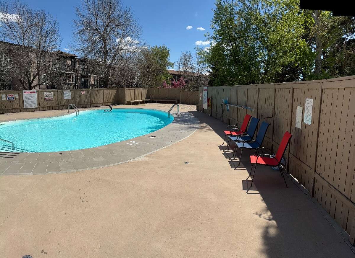 Updated 1 bedroom, 1 bath Condo desired area