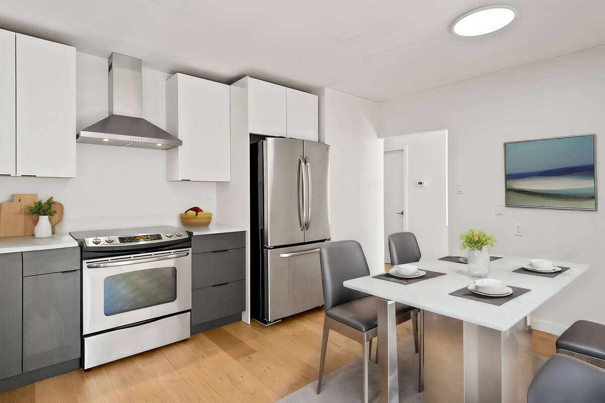 Kitchen Vs