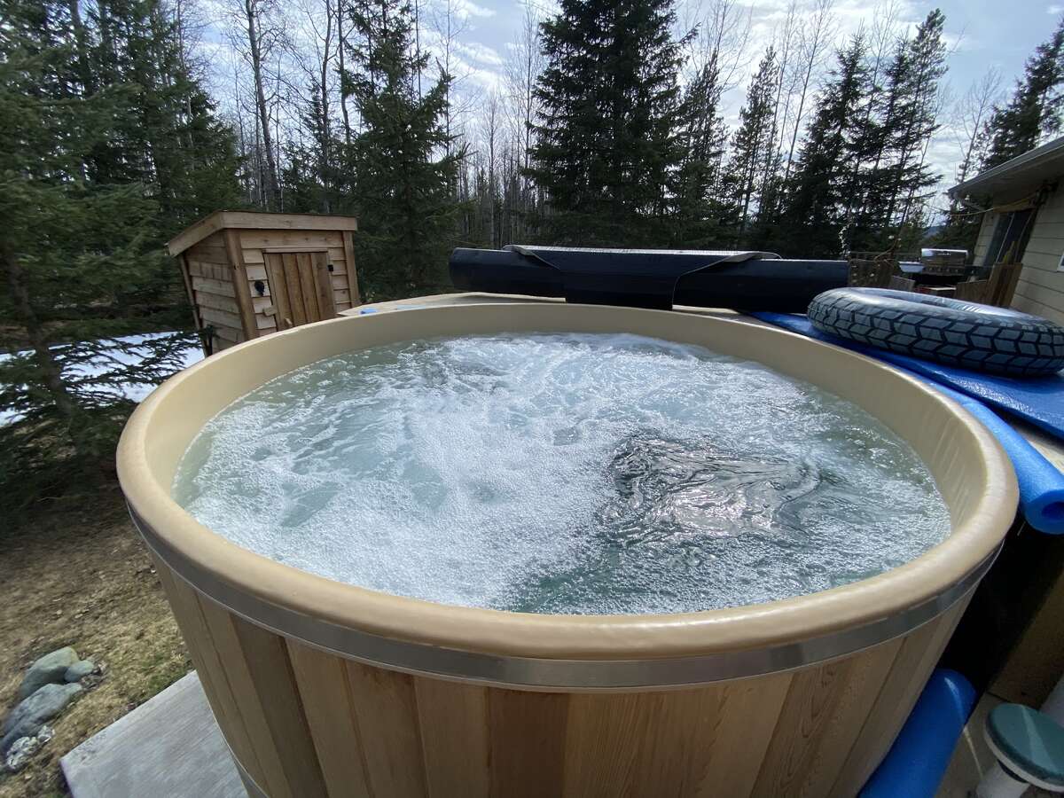 7’x5’high Total Therapy Hot tub
