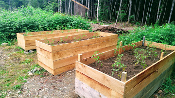 Raised hugelkultur beds - photo 2