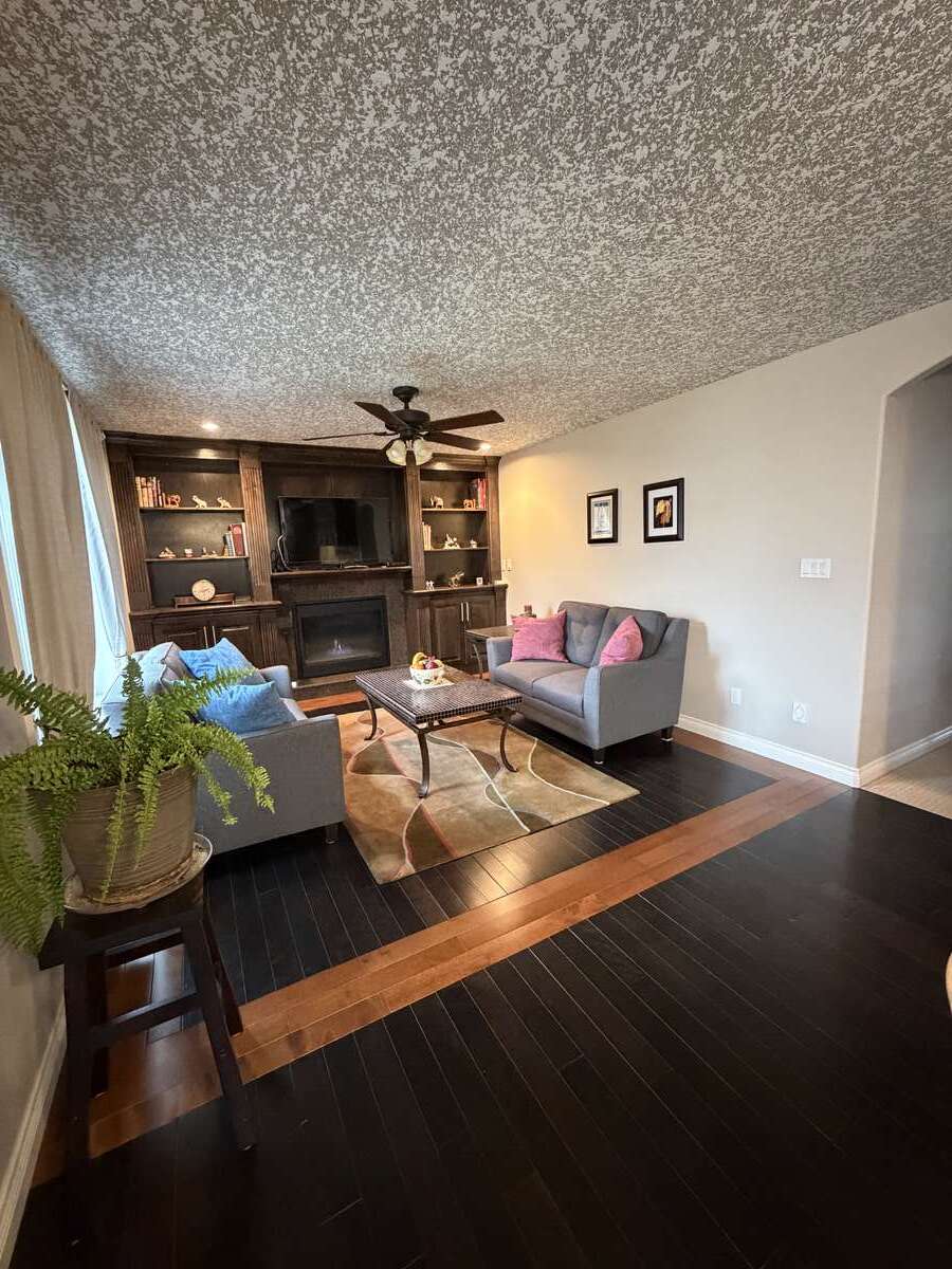 Living Room - 1