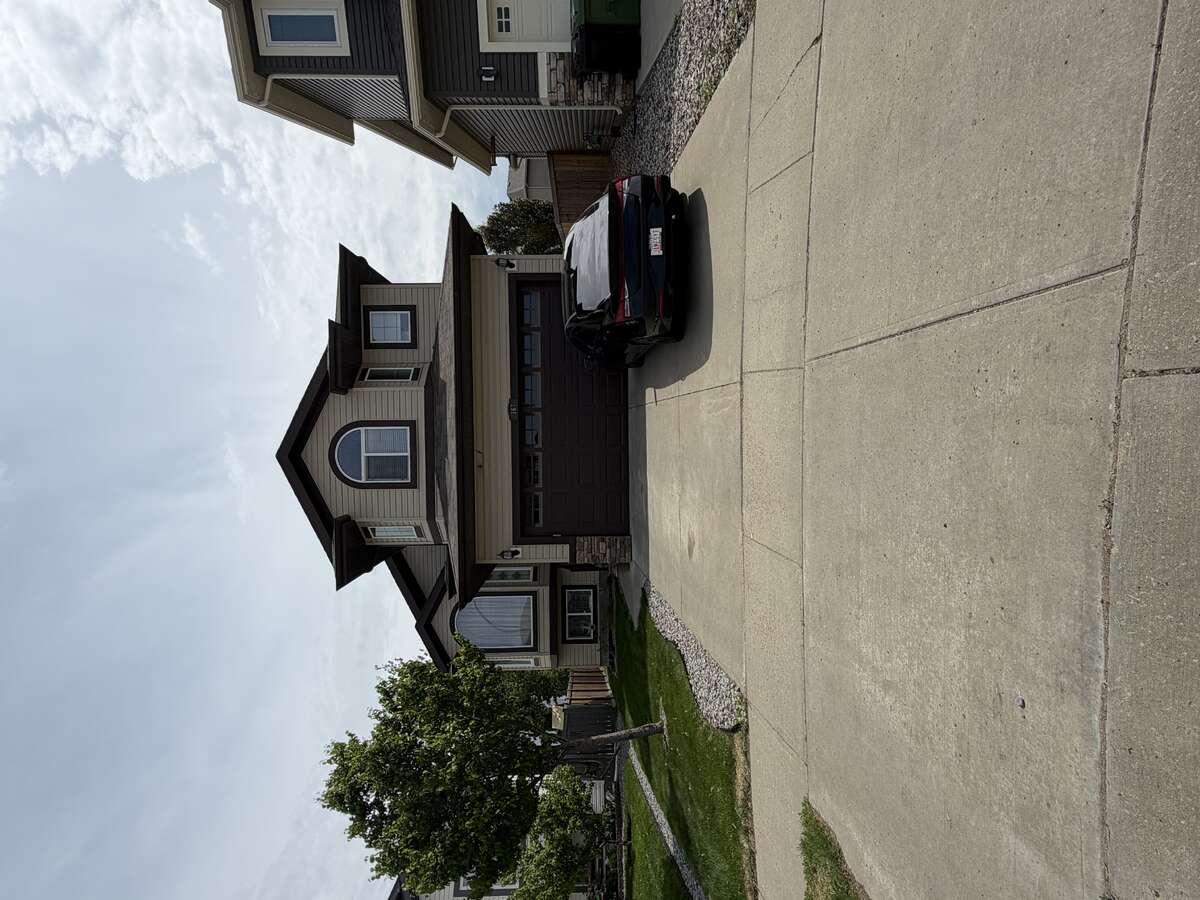 167 Sonora Crescent