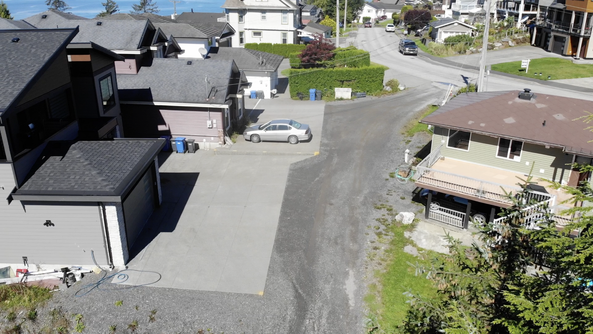 2nd Access from Vanarsdol Street