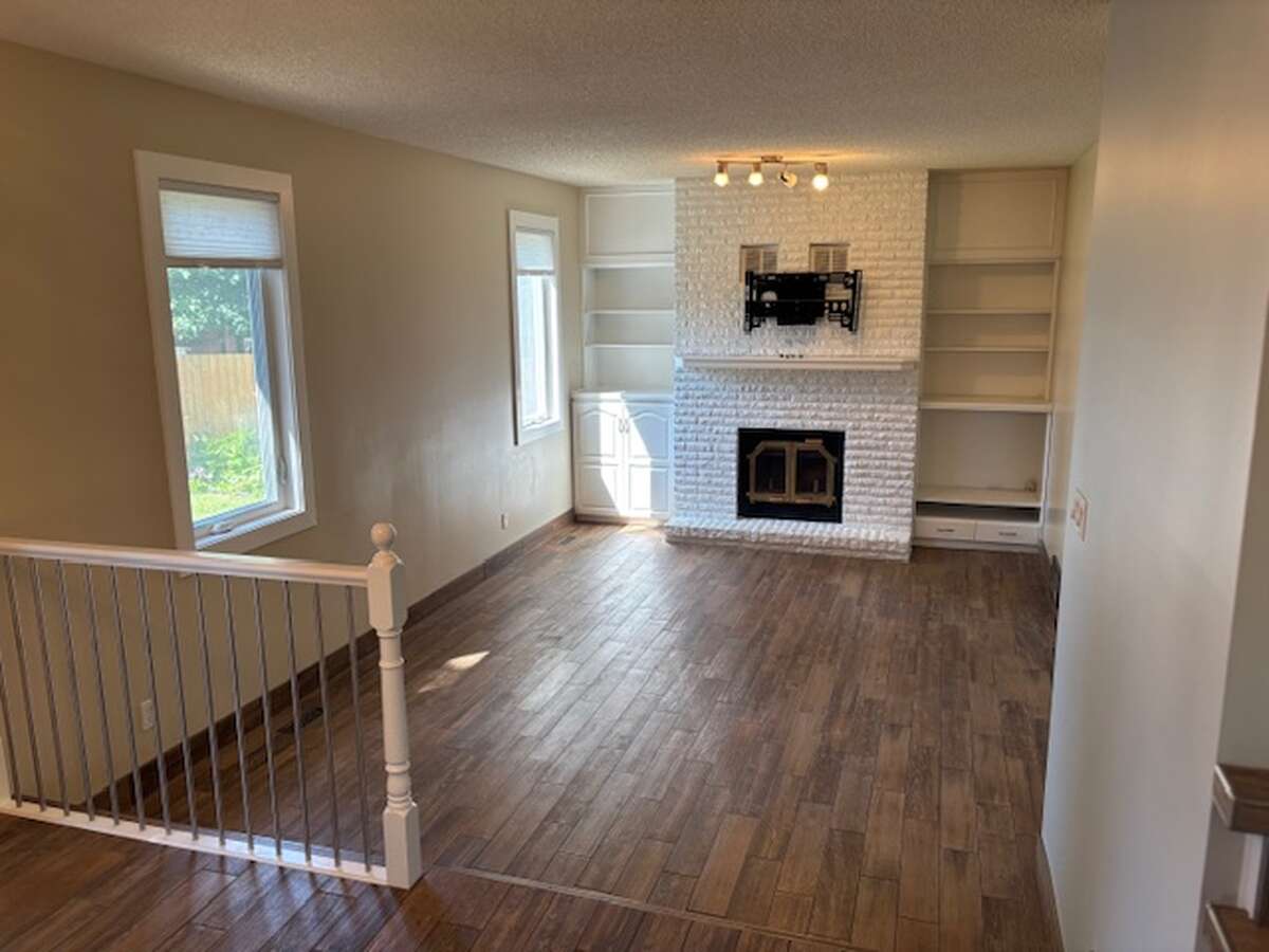 Sunken fireplace room